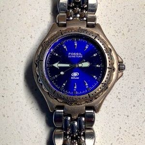 Men’s Fossil Watch Stainless Steel Bracelet with Sapphire Blue Bezel.